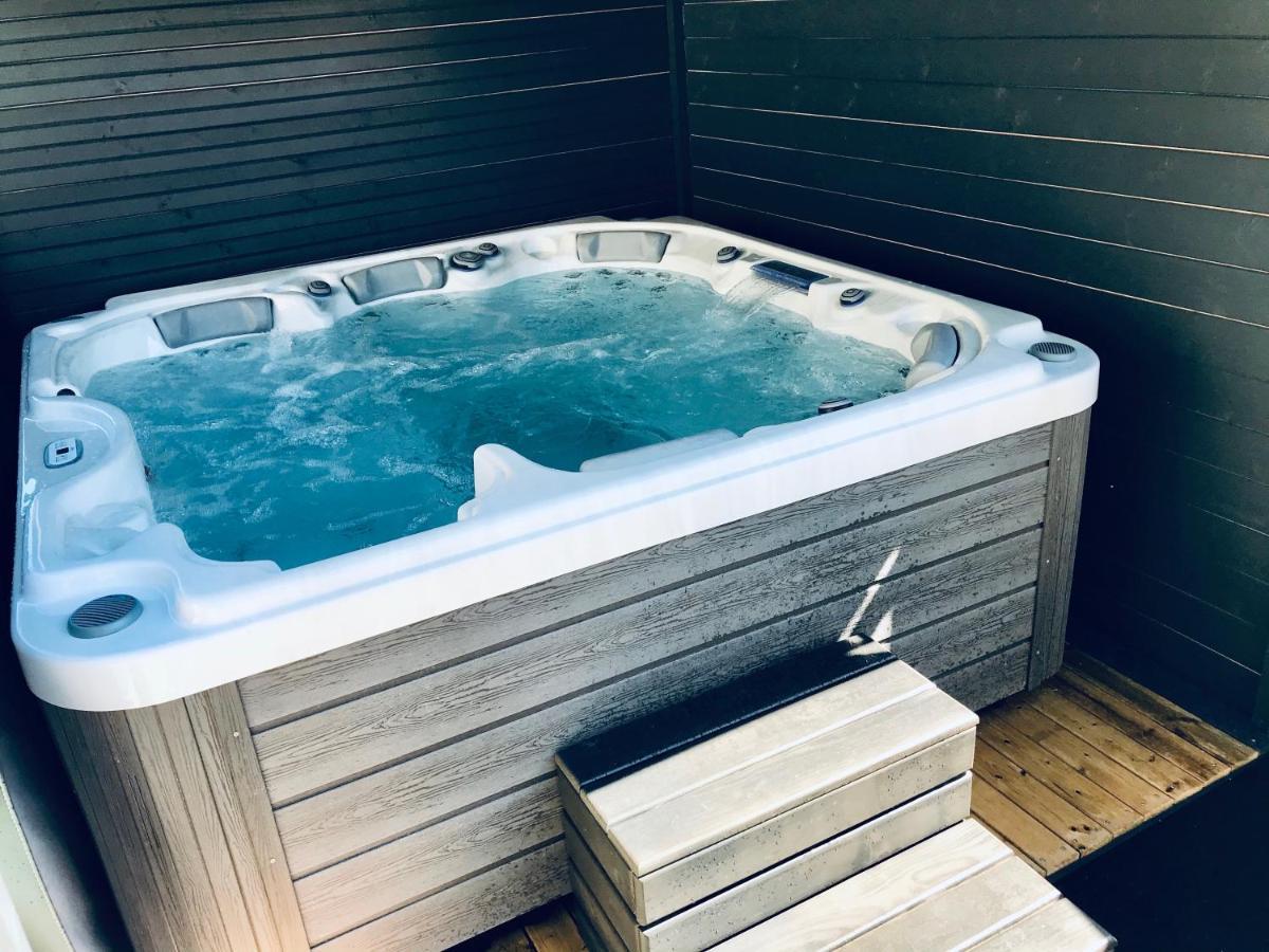 Guesthouse La Costiere - Logements Independants - Espace Piscine Jacuzzi Lunel  Ngoại thất bức ảnh