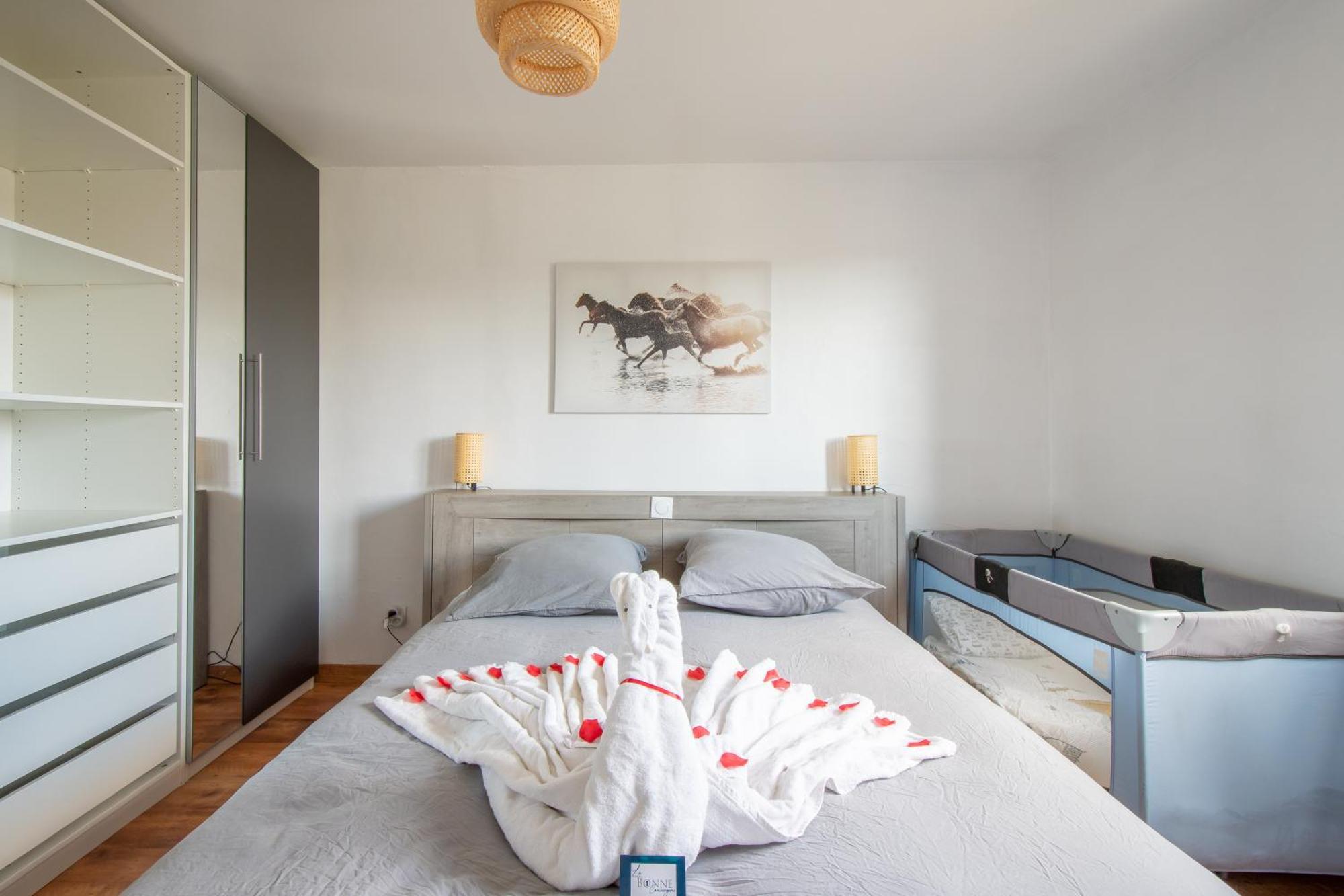 Guesthouse La Costiere - Logements Independants - Espace Piscine Jacuzzi Lunel  Ngoại thất bức ảnh