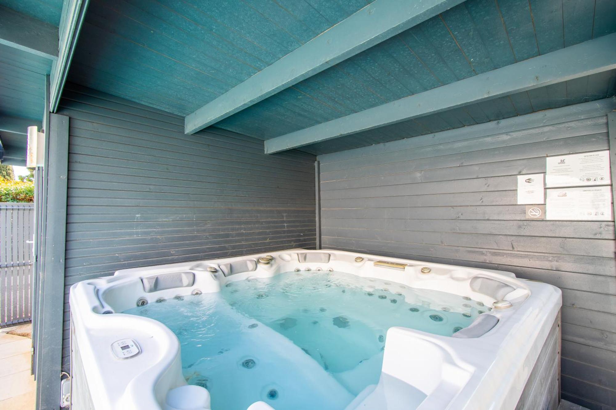 Guesthouse La Costiere - Logements Independants - Espace Piscine Jacuzzi Lunel  Ngoại thất bức ảnh